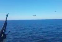 Russische vliegtuigen scheren langs Nederlands fregat